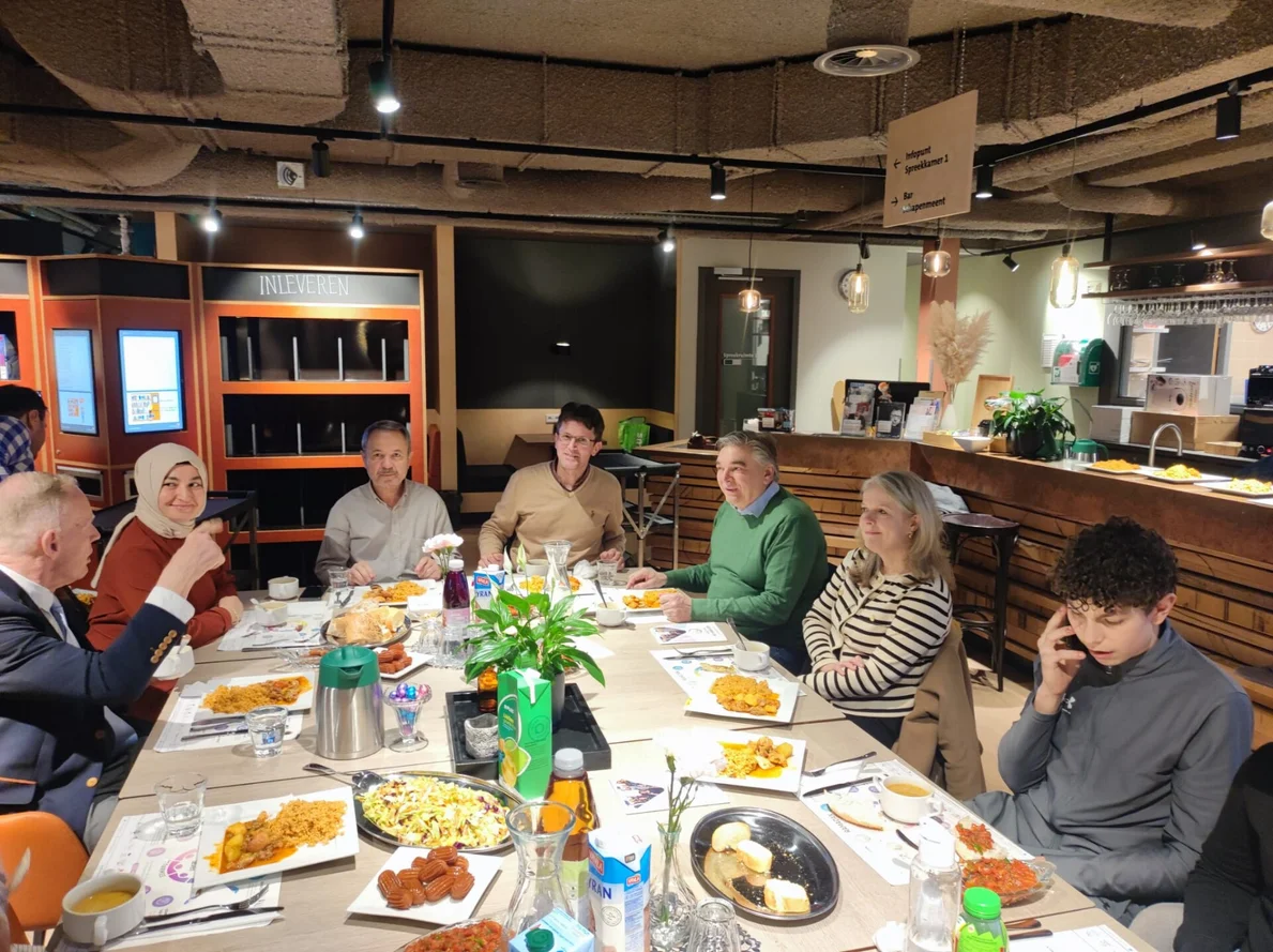 whatsapp-g-rsel-2024-03-29-saat-22-28-04_e930a29f-high